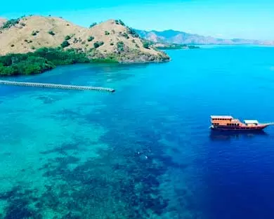 excursión en barco por las islas de Komodo