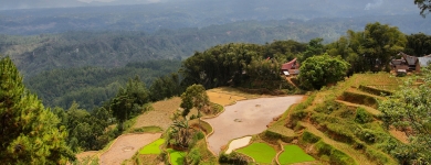 trekking limbong